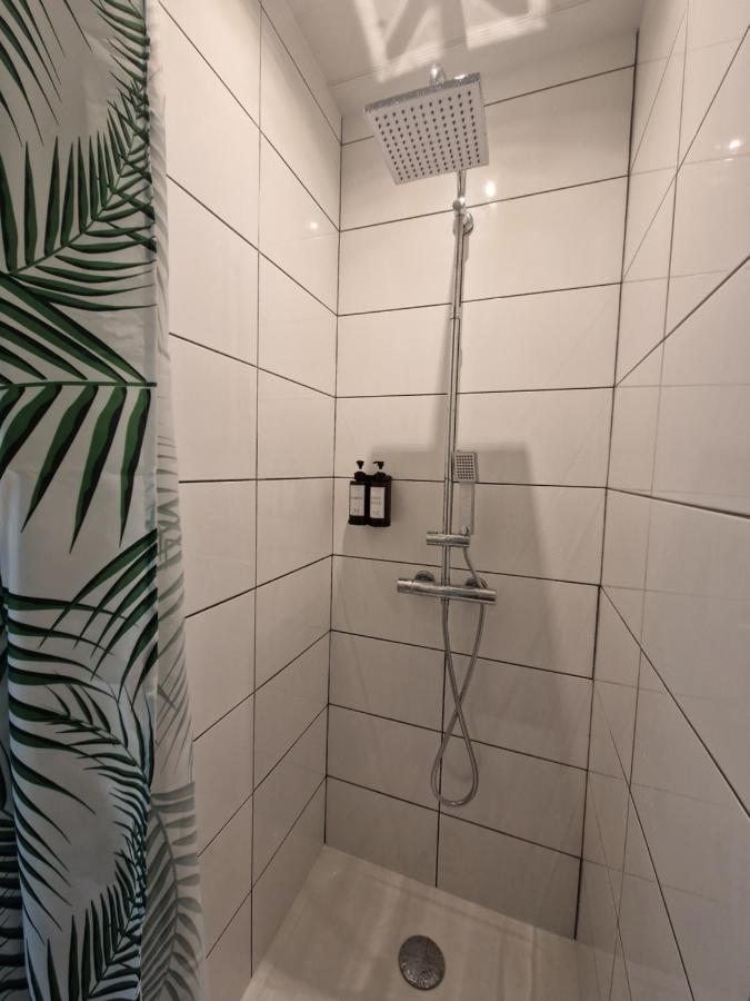 Appartement Independant Dans Maison Avec Jardinet, Au Calme Sérézin-du-Rhône Exteriér fotografie